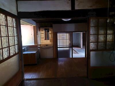 洗面台・納屋土間